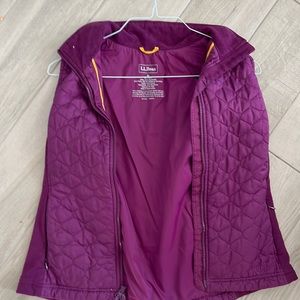 L.LBean purple vest